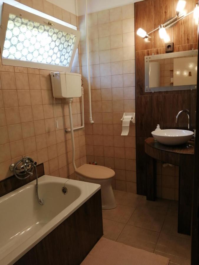 Appartement Kaman Nyaralo à Bytom Extérieur photo
