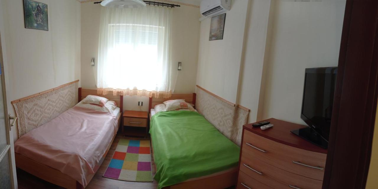 Appartement Kaman Nyaralo à Bytom Extérieur photo